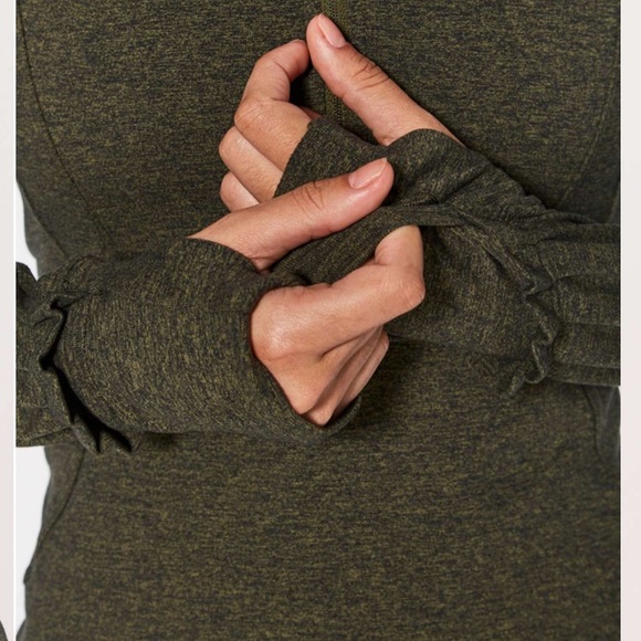 Lululemon Extra Mile Half Zip - Picture 2 of 6